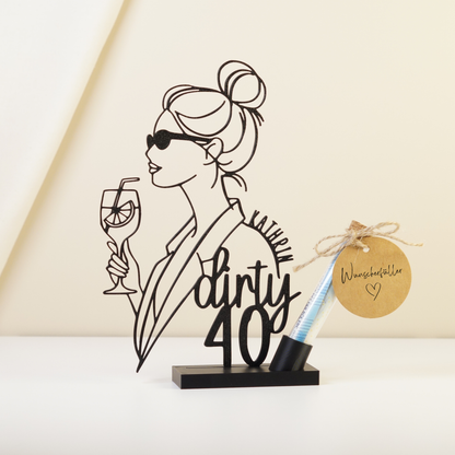 Geldgeschenk zum Geburtstag, Frau mit Weinglas